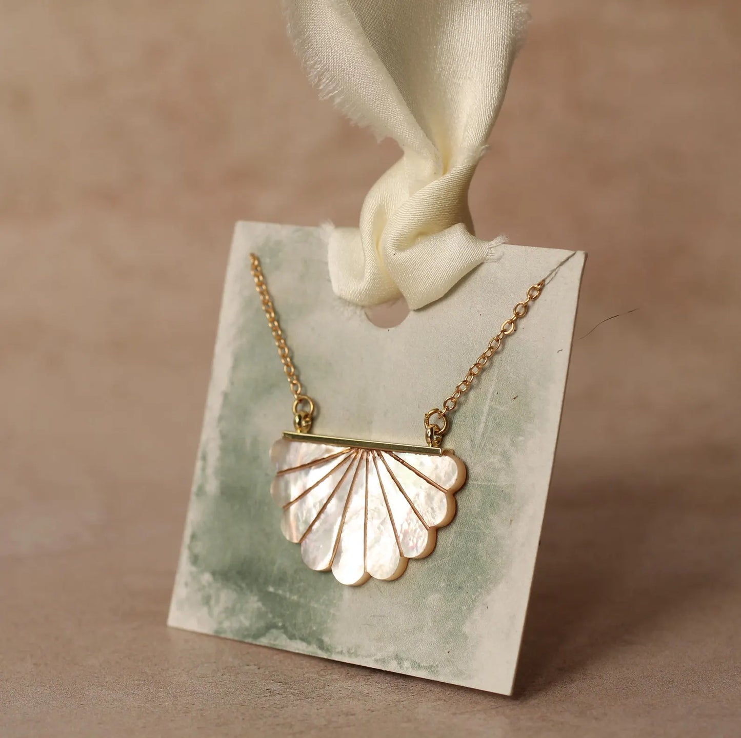 Art Deco Mother of Pearl Pendant Necklace